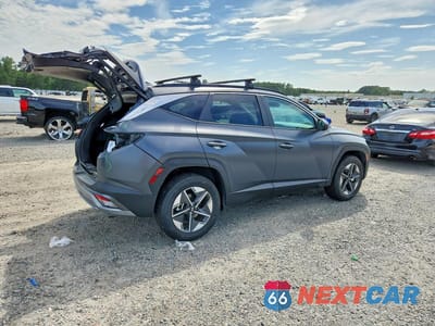 Trzecie zdjęcie samochodu z tyłu: 2025 HYUNDAI TUCSON SEL VIN:5NMJBCDE4SH480312 - miniatura