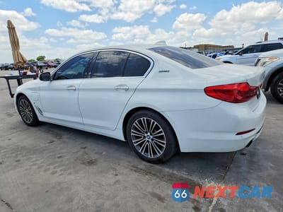 Drugie zdjęcie samochodu z przodu: 2018 BMW 530E VIN:WBAJA9C59JB253480 - miniatura