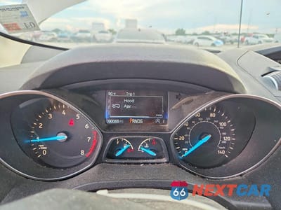 Zdjęcie 9 z 12 samochodu: 2018 FORD ESCAPE SE VIN:1FMCU9GD8JUA66378 - miniatura