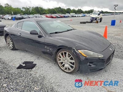 Czwarte zdjęcie samochodu z boku: 2008 MASERATI GRANTURISMO VIN:ZAMGJ45A580036973 - miniatura