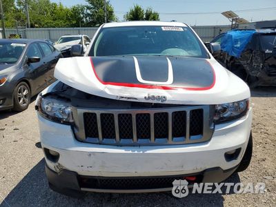 Piąte zdjęcie samochodu w środku: 2013 JEEP GRAND CHEROKEE LAREDO VIN:1C4RJFAG6DC614929 - miniatura