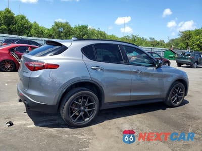 Trzecie zdjęcie samochodu z tyłu: 2019 ALFA ROMEO STELVIO VIN:ZASPAJAN0K7C65997 - miniatura