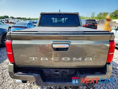 Zdjęcie 6 z 13 samochodu: 2024 TOYOTA TACOMA LIMITED VIN:3TMLB5JN8RM056745 - miniatura