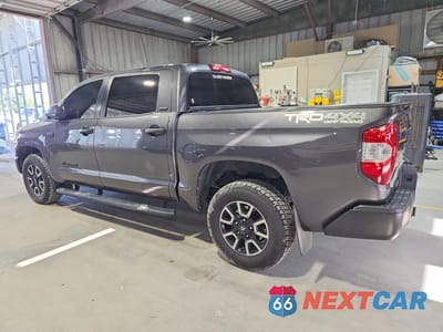 Drugie zdjęcie samochodu z przodu: 2016 TOYOTA TUNDRA SR5 VIN:5TFDW5F14GX526890 - miniatura