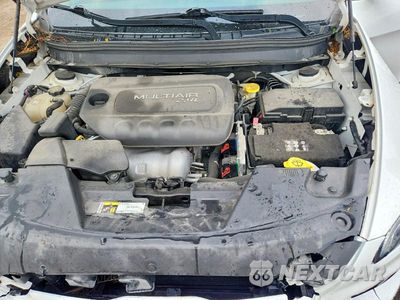 Zdjęcie 12 z 13 samochodu: 2016 JEEP CHEROKEE LATITUDE VIN:1C4PJLCBXGW304423 - miniatura