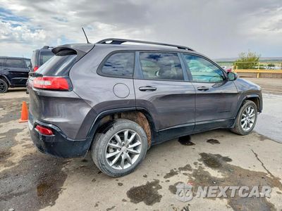 Trzecie zdjęcie samochodu z tyłu: 2018 JEEP CHEROKEE LATITUDE VIN:1C4PJLCB1JD590973 - miniatura