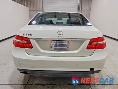 Zdjęcie 6 z 12 samochodu: 2011 MERCEDES-BENZ E 350 VIN:WDDHF5GB5BA505136 - miniatura