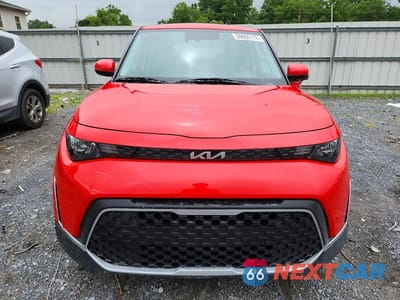 Piąte zdjęcie samochodu w środku: 2023 KIA SOUL LX VIN:KNDJ23AU0P7207684 - miniatura