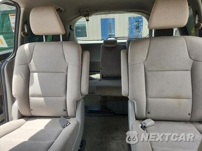Zdjęcie 10 z 13 samochodu: 2015 HONDA ODYSSEY LX VIN:5FNRL5H24FB024426 - miniatura