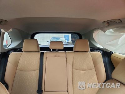 Zdjęcie 10 z 13 samochodu: 2021 TOYOTA RAV4 VIN:2T3W1RFV4MC108235 - miniatura