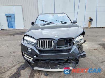 Piąte zdjęcie samochodu w środku: 2017 BMW X5 SDRIVE35I VIN:5UXKR2C53H0U18340 - miniatura
