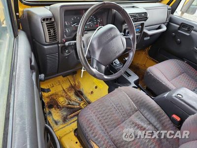 Zdjęcie 8 z 12 samochodu: 2000 JEEP WRANGLER / TJ SPORT VIN:1J4FA49S7YP727443 - miniatura