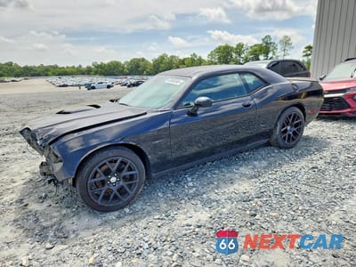 2015 DODGE CHALLENGER SXT 2C3CDZAT2FH895305 - główne zdjęcie licytacji z USA - miniatura