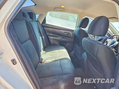 Zdjęcie 10 z 12 samochodu: 2017 NISSAN ALTIMA 2.5 SV VIN:1N4AL3AP4HC160407 - miniatura