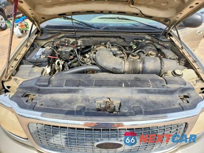 Zdjęcie 12 z 13 samochodu: 2000 FORD EXPEDITION XLT VIN:1FMRU1564YLB80944 - miniatura