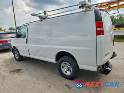 Drugie zdjęcie samochodu z przodu: 2024 CHEVROLET EXPRESS G2500 VIN:1GCWGAFP1R1287470 - miniatura