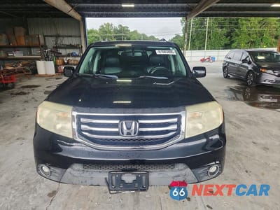 Piąte zdjęcie samochodu w środku: 2013 HONDA PILOT TOURING VIN:5FNYF3H97DB021716 - miniatura