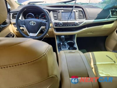 Zdjęcie 8 z 14 samochodu: 2014 TOYOTA HIGHLANDER XLE VIN:5TDKKRFH8ES038035 - miniatura