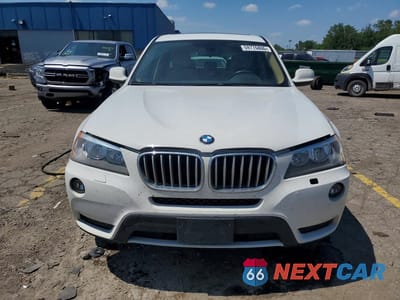 Piąte zdjęcie samochodu w środku: 2014 BMW X3 XDRIVE28I VIN:5UXWX9C59E0D41357 - miniatura