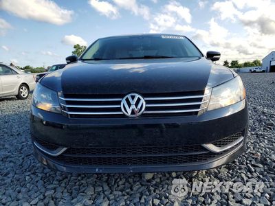 Piąte zdjęcie samochodu w środku: 2015 VOLKSWAGEN PASSAT SE VIN:1VWBS7A30FC044363 - miniatura