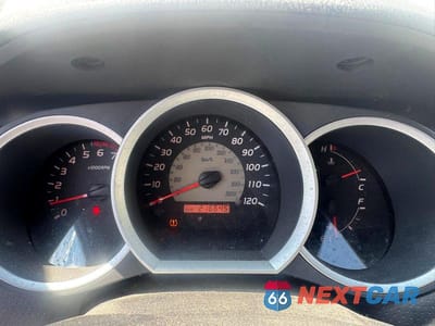 Zdjęcie 9 z 11 samochodu: 2010 TOYOTA TACOMA BASE VIN:5TETX4CN7AZ745627 - miniatura