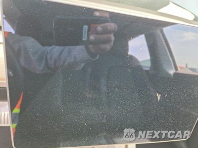 Zdjęcie 9 z 13 samochodu: 2022 TESLA MODEL Y VIN:7SAYGDEF4NF341352 - miniatura