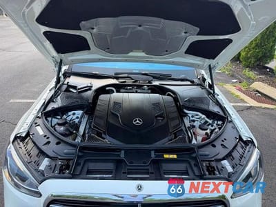 Zdjęcie 7 z 15 samochodu: 2022 MERCEDES-BENZ S 580 4MATIC VIN:W1K6G7GB3NA106035 - miniatura