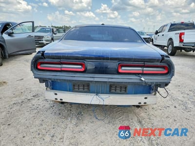 Zdjęcie 6 z 12 samochodu: 2016 DODGE CHALLENGER SXT VIN:2C3CDZAG7GH279846 - miniatura