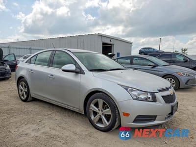 Czwarte zdjęcie samochodu z boku: 2014 CHEVROLET CRUZE LT VIN:1G1PE5SB6E7381064 - miniatura