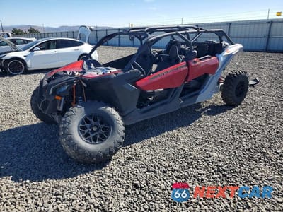 Drugie zdjęcie samochodu z przodu: 2025 CAN-AM MAVERICK X3 UTILITY VEHICLE VIN:3JBVMAY24SE000103 - miniatura