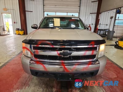Piąte zdjęcie samochodu w środku: 2008 CHEVROLET SILVERADO K1500 VIN:2GCEK19J081302793 - miniatura