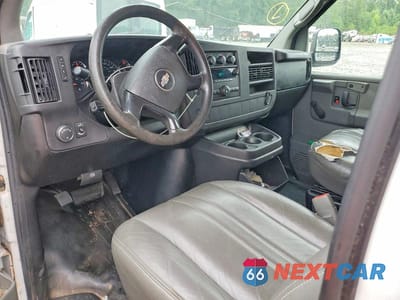 Zdjęcie 8 z 13 samochodu: 2008 CHEVROLET EXPRESS 2500 DELIVERY VAN VIN:1GCGG25C881223062 - miniatura