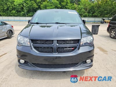 Piąte zdjęcie samochodu w środku: 2019 DODGE GRAND CARAVAN GT VIN:2C4RDGEG0KR661224 - miniatura