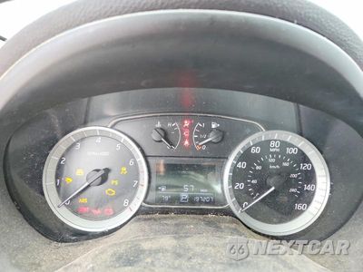 Zdjęcie 9 z 12 samochodu: 2013 NISSAN SENTRA S VIN:3N1AB7AP2DL607533 - miniatura