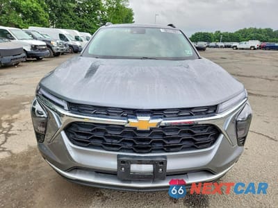 Piąte zdjęcie samochodu w środku: 2025 CHEVROLET TRAX 1LT VIN:KL77LHEP5SC234675 - miniatura