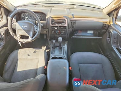 Zdjęcie 8 z 12 samochodu: 2002 JEEP GRAND CHEROKEE LAREDO VIN:1J4GW48S82C169852 - miniatura