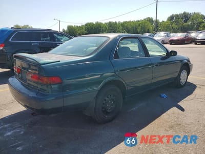 Trzecie zdjęcie samochodu z tyłu: 1997 TOYOTA CAMRY LE VIN:4T1BG22K6VU748598 - miniatura