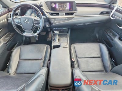 Zdjęcie 8 z 12 samochodu: 2019 LEXUS ES 350 VIN:58ABZ1B15KU034381 - miniatura