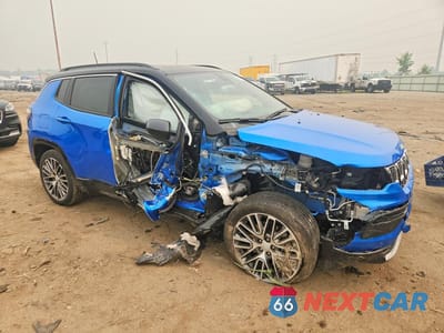 Czwarte zdjęcie samochodu z boku: 2023 JEEP COMPASS LIMITED VIN:3C4NJDCN7PT558099 - miniatura