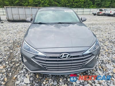Piąte zdjęcie samochodu w środku: 2019 HYUNDAI ELANTRA SEL VIN:5NPD84LF5KH418366 - miniatura