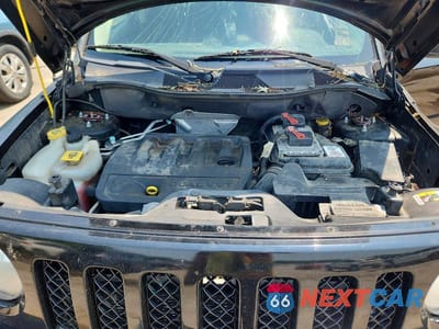 Zdjęcie 12 z 14 samochodu: 2014 JEEP PATRIOT LATITUDE VIN:1C4NJRFB3ED762173 - miniatura