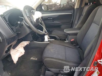 Zdjęcie 7 z 13 samochodu: 2018 MITSUBISHI OUTLANDER ES VIN:JA4AD2A37JZ055338 - miniatura