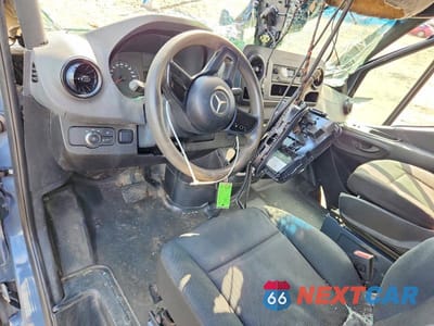 Zdjęcie 8 z 13 samochodu: 2019 MERCEDES-BENZ SPRINTER 2500/3500 DELIVERY VAN VIN:WD4PF1CD7KT011845 - miniatura