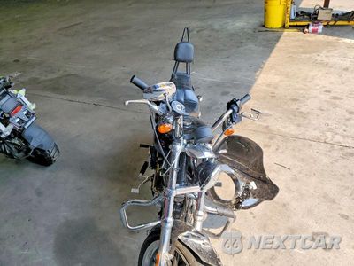 Piąte zdjęcie samochodu w środku: 2019 HARLEY-DAVIDSON XL883 L VIN:1HD4CR214KC413588 - miniatura
