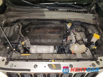 Zdjęcie 11 z 12 samochodu: 2015 JEEP RENEGADE LIMITED VIN:ZACCJBDT2FPC37196 - miniatura