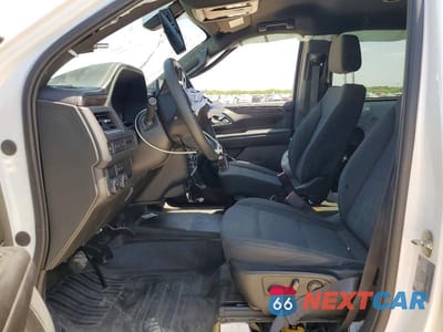 Zdjęcie 7 z 12 samochodu: 2021 CHEVROLET TAHOE C1500 VIN:1GBSCLED4MR297423 - miniatura