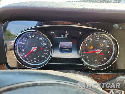 Zdjęcie 9 z 12 samochodu: 2017 MERCEDES-BENZ E 300 4MATIC VIN:WDDZF4KB8HA238752 - miniatura
