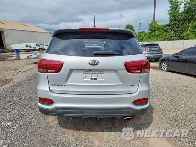 Zdjęcie 6 z 13 samochodu: 2019 KIA SORENTO L VIN:5XYPG4A37KG588390 - miniatura