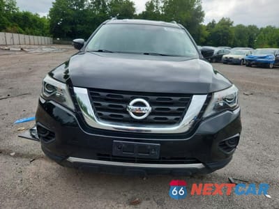 Piąte zdjęcie samochodu w środku: 2019 NISSAN PATHFINDER S VIN:5N1DR2MM8KC632094 - miniatura