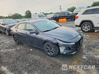 Czwarte zdjęcie samochodu z boku: 2021 HYUNDAI ELANTRA SEL VIN:5NPLM4AG9MH008563 - miniatura